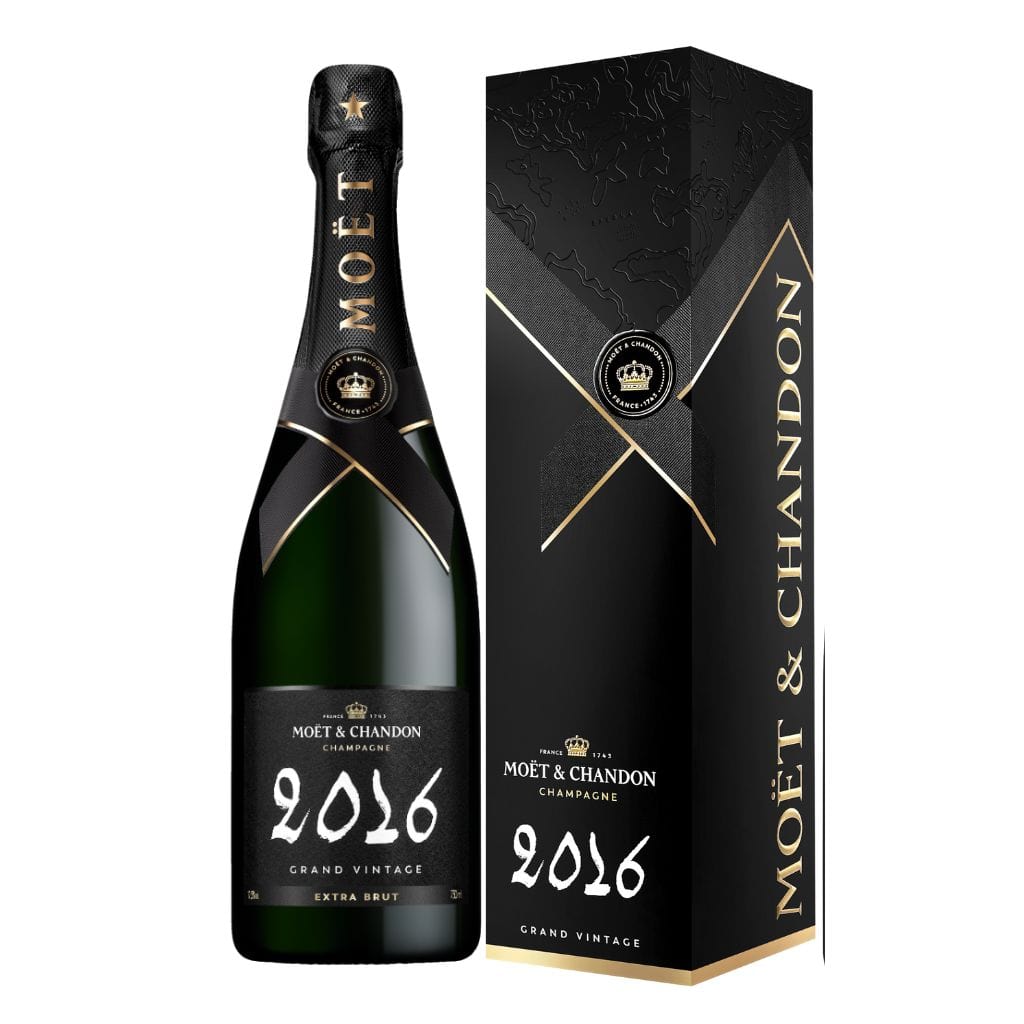 Personalised Moet &amp; Chandon Grand Vintage Hamper Box includes Presentation Stand and 2 Fine Crystal Champagne Flutes