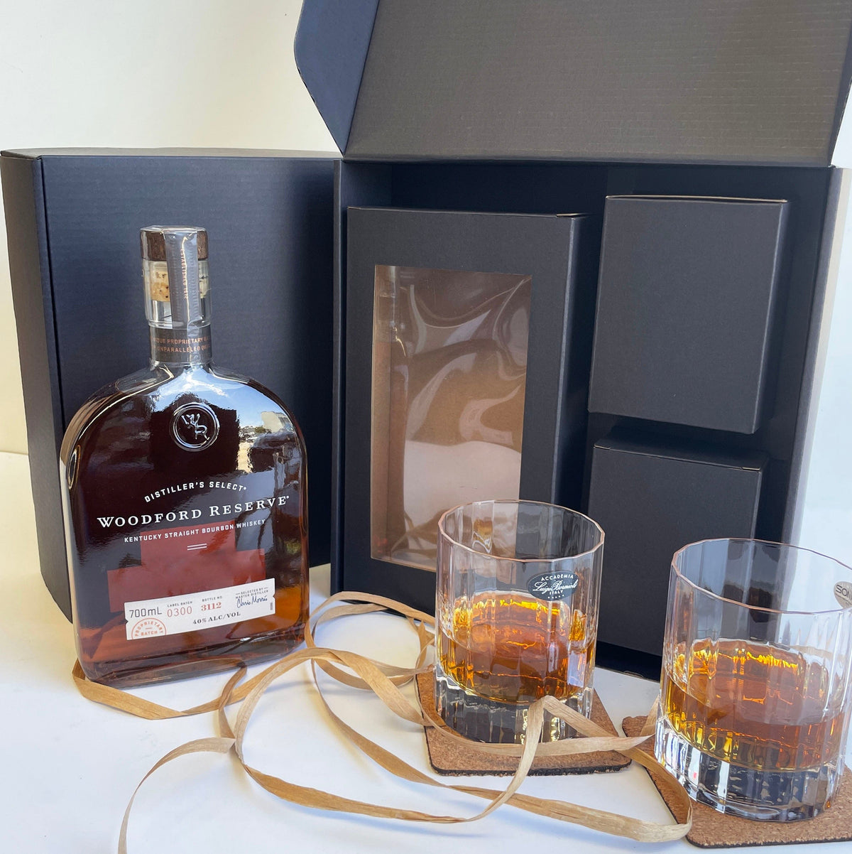 Personalised Woodford Reserve Bourbon and Crystal WhiskyGlass Set Gift Box 700ml 40% ABV