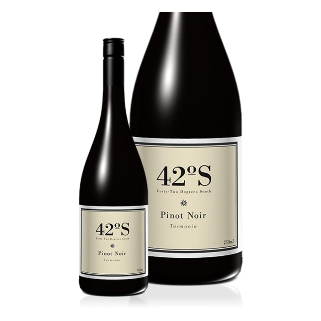 Personalised 42 Degrees South Pinot Noir  13.5% 750ml